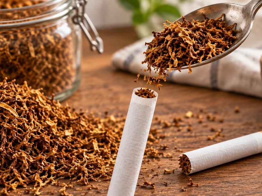 Koliko tobaka gre v eno cigareto in koliko ga potrebujete na teden